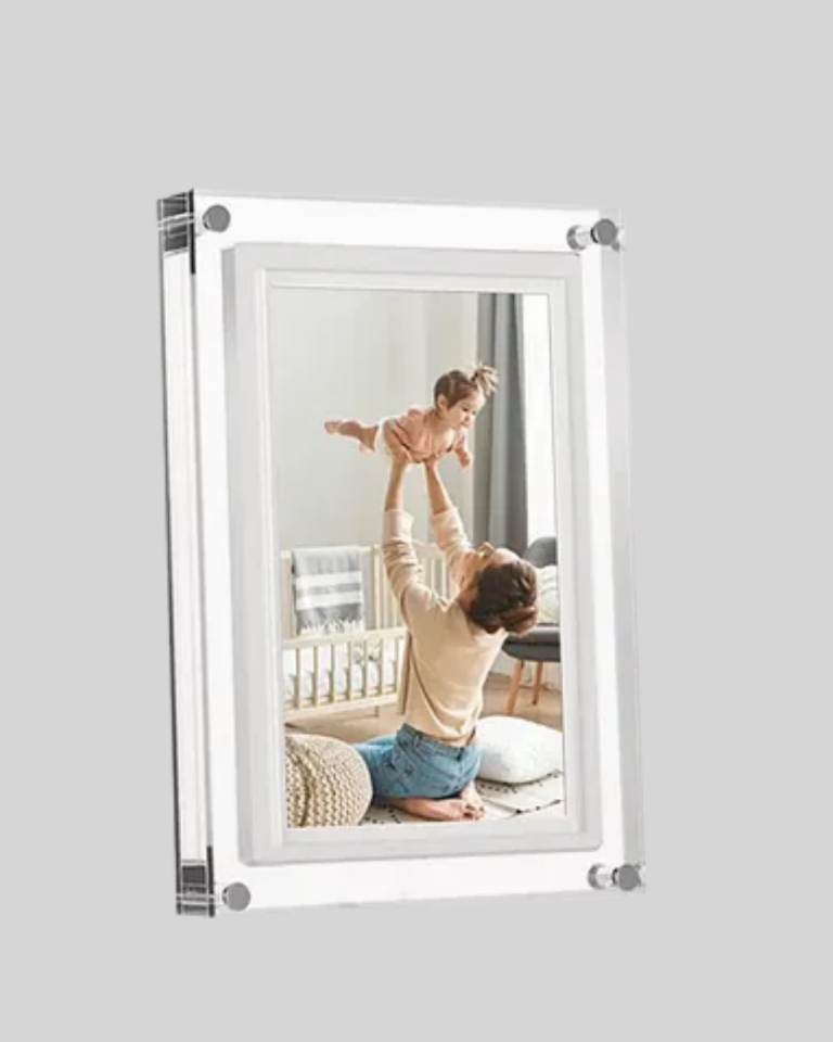 4GB Hafızalı 7 İnç Dijital Fotoğraf Çerçevesi – Yüzlerce Anınızı Saklayın